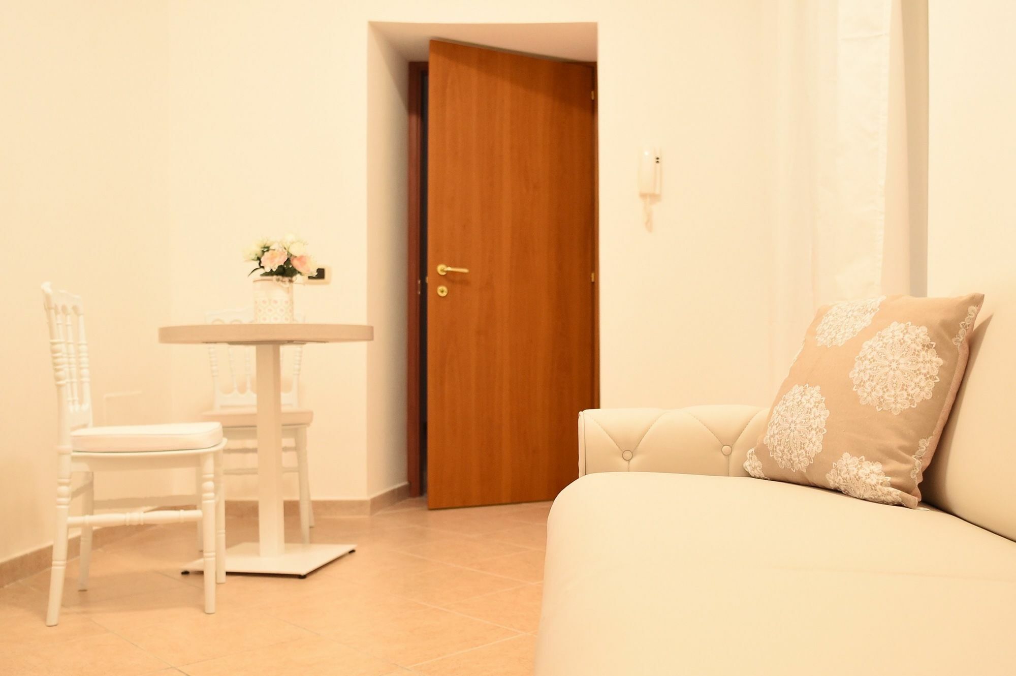 B&B Bonnes Suites Neapol Zewnętrze zdjęcie
