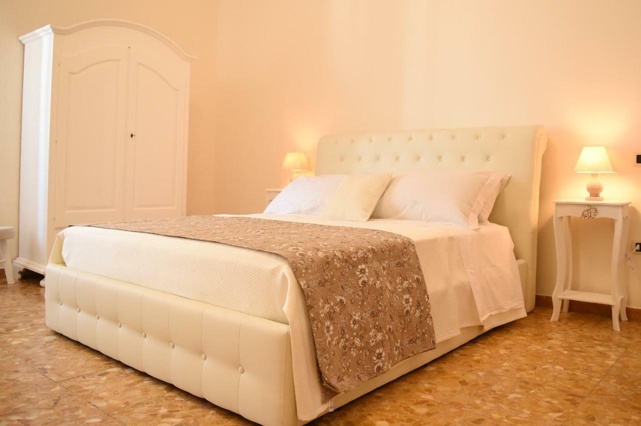 B&B Bonnes Suites Neapol Zewnętrze zdjęcie