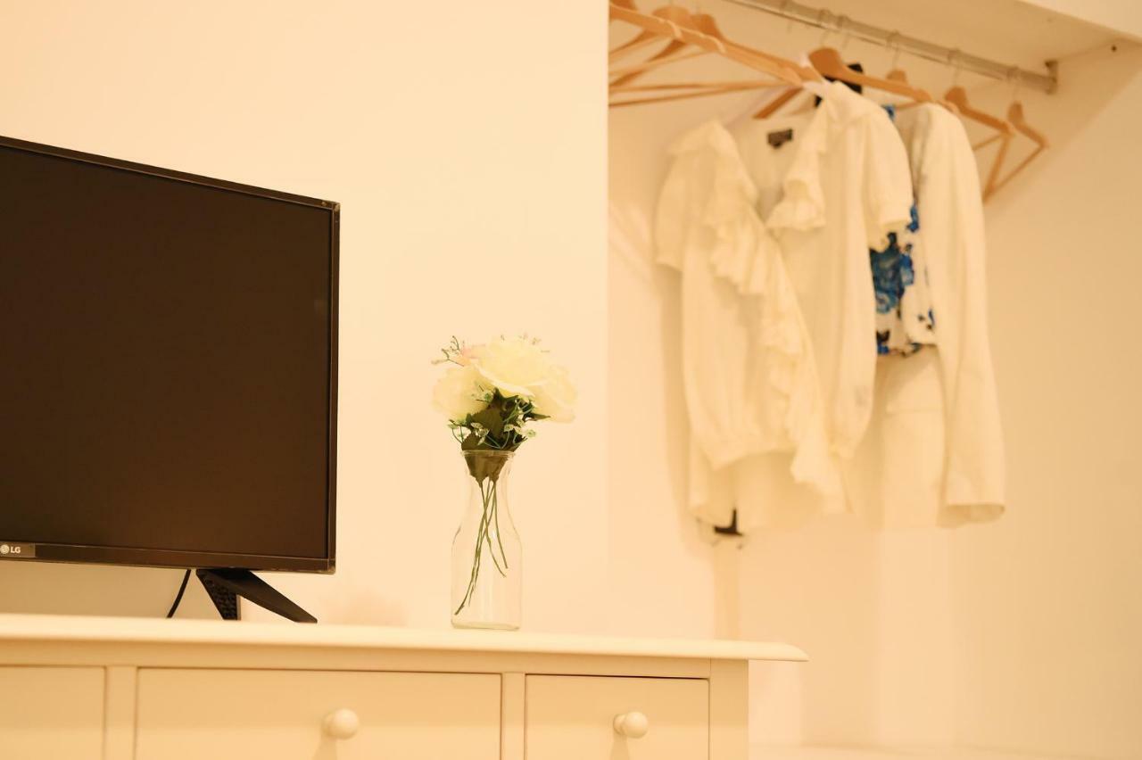 B&B Bonnes Suites Neapol Zewnętrze zdjęcie