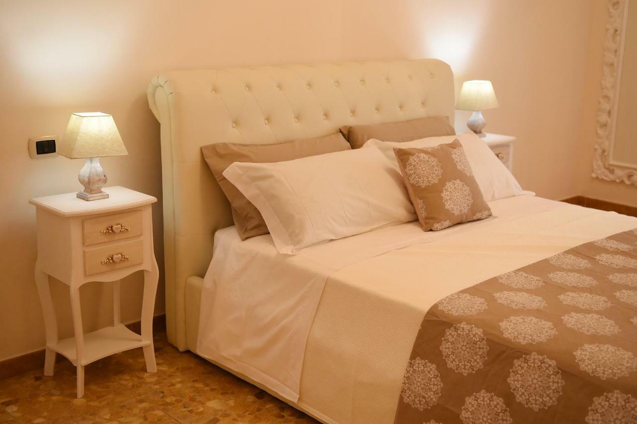 B&B Bonnes Suites Neapol Zewnętrze zdjęcie