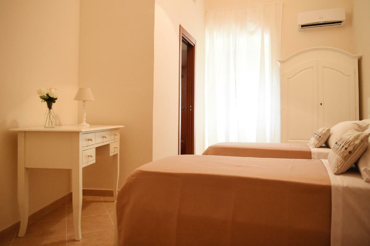 B&B Bonnes Suites Neapol Zewnętrze zdjęcie