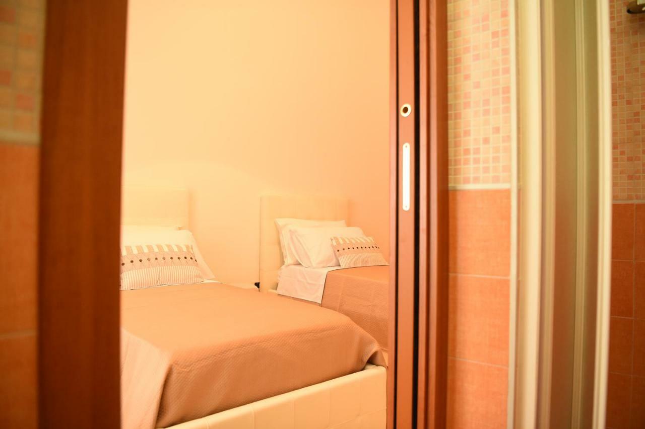 B&B Bonnes Suites Neapol Zewnętrze zdjęcie